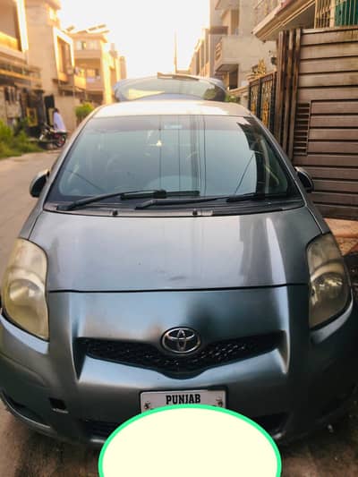 Toyota Vitz 2010/2016 Register