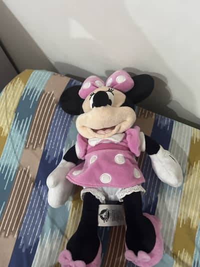 Minnie Mouse doll