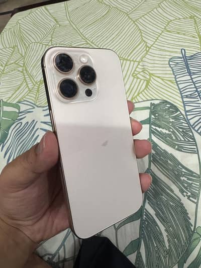 Apple iPhone 16 Pro