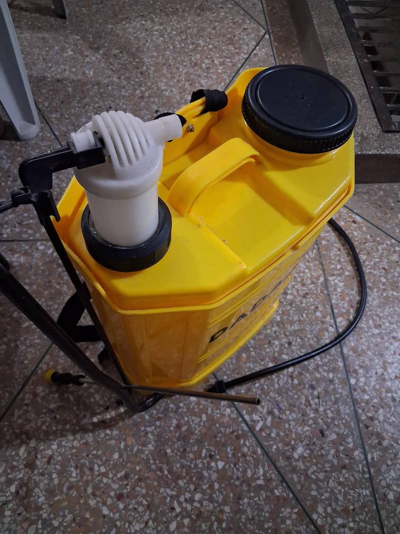 DADA Spray Machine 2
