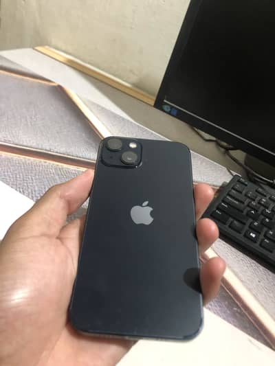 Apple iPhone 13