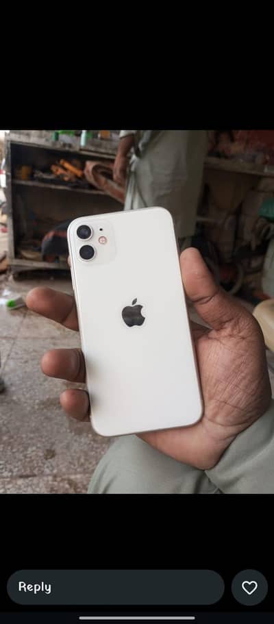 Apple iPhone 11