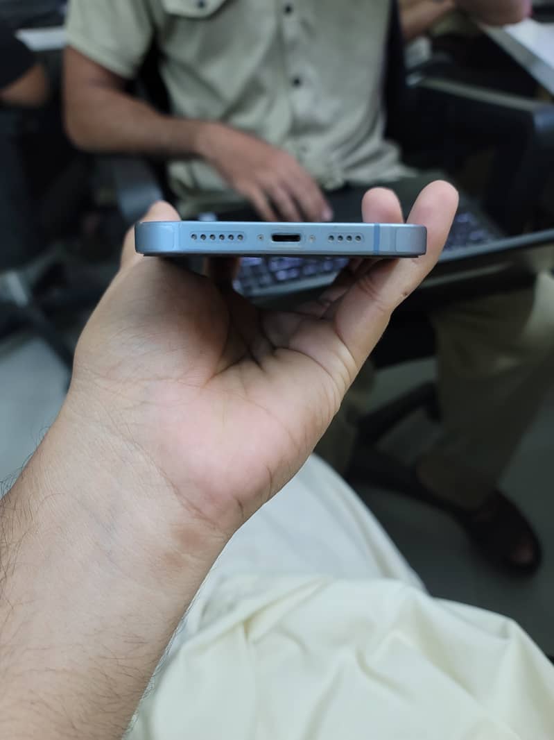 Apple iPhone 14 plus 3