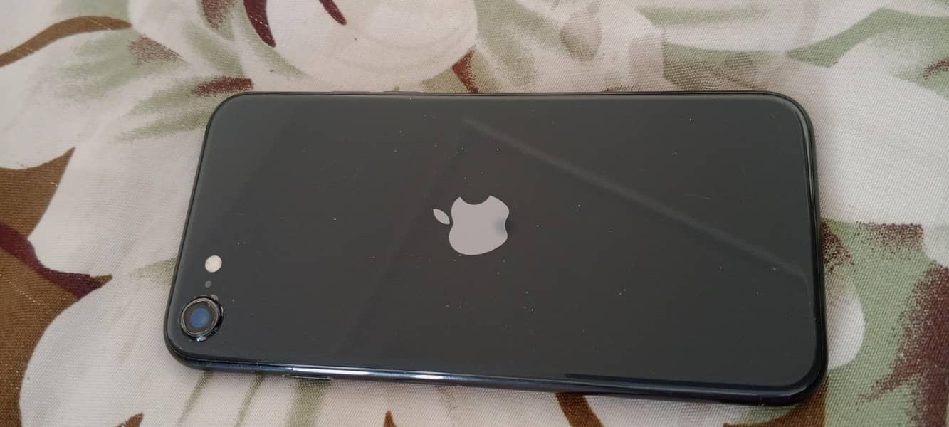 Apple iPhone SE 0