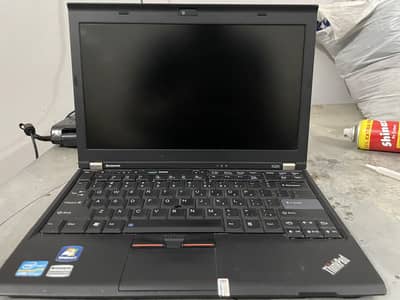Lenovo Thinkpad x220 | core i7 2nd generation | 4G RAM | SSD