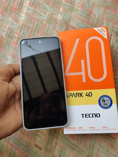 Tecno Spark 40