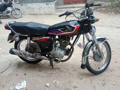 urgent sell honda 125 2017 model Hyderabad num ha gari apky samnny ha