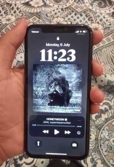 iPhone XS 256 PTA