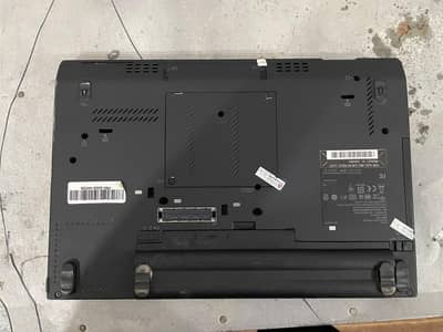 Lenovo Thinkpad x220 | core i7 2nd generation | 4G RAM | SSD