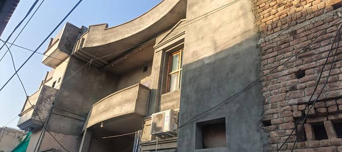 5.5 marla double story house with furnished basement for sale