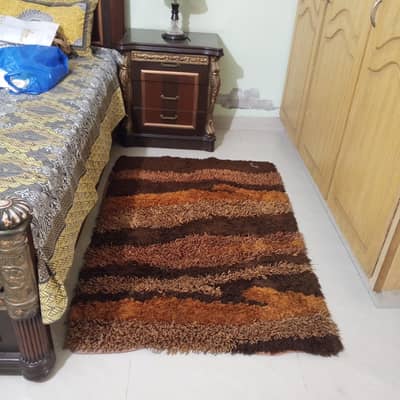 shaggy rug