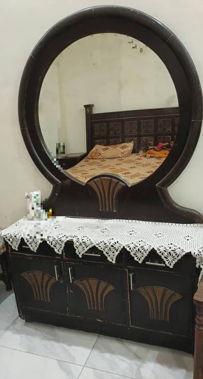 Dressing Table for sale