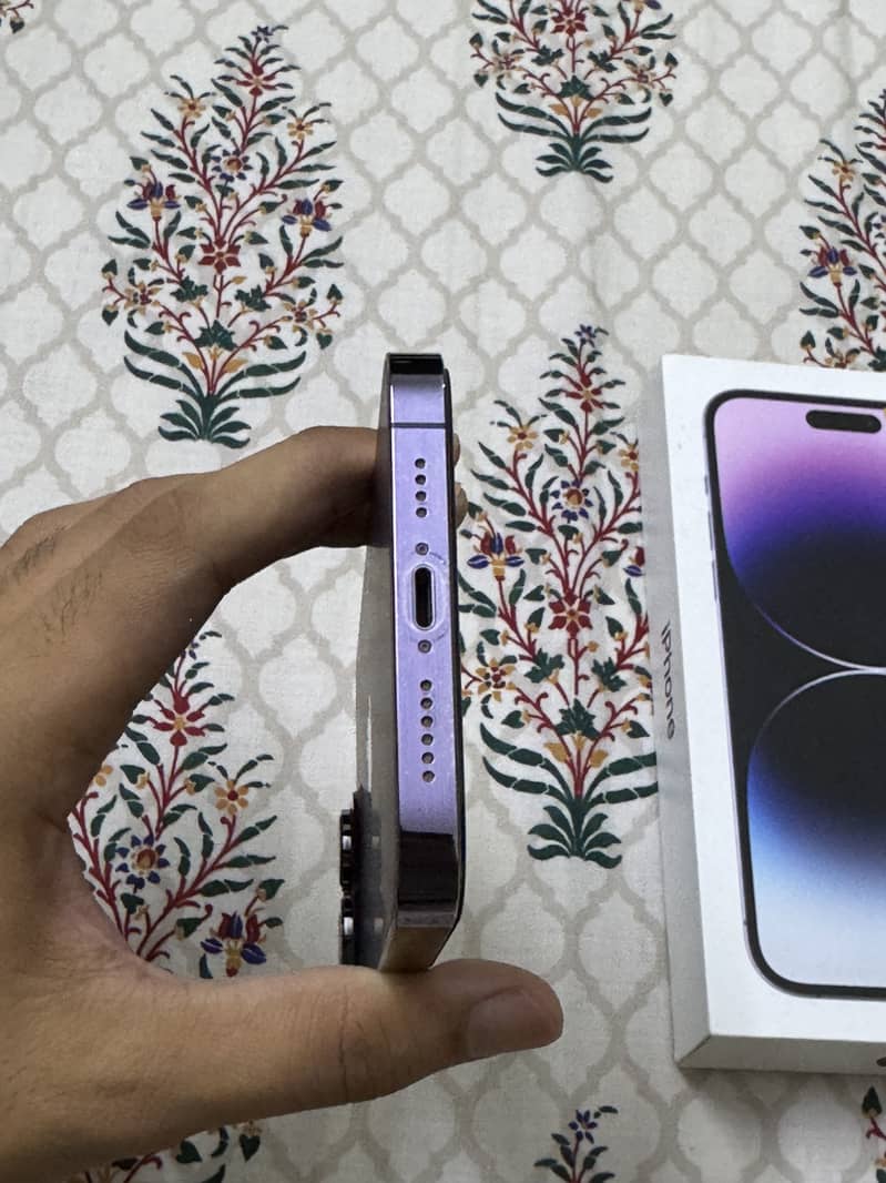 iPhone 14 Pro Max 2