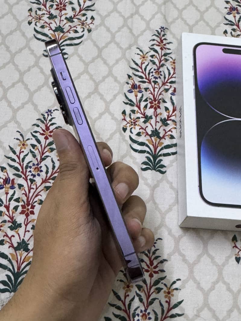 iPhone 14 Pro Max 5