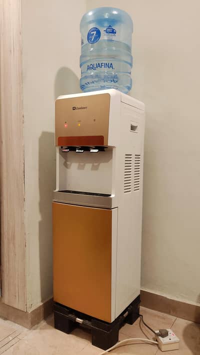 Dawlance Water Dispenser with Mini Refrigerator