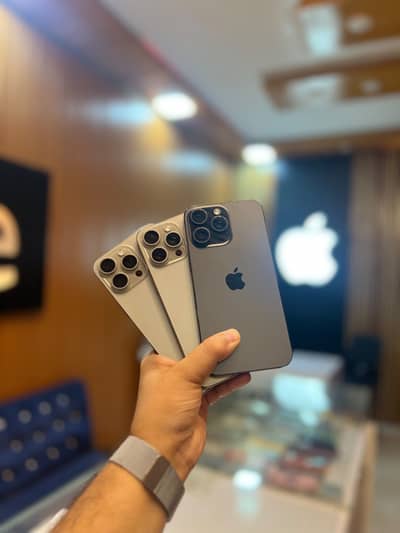 Apple iPhone 15 Pro Max 14 pro max 128 (13 and 14 )