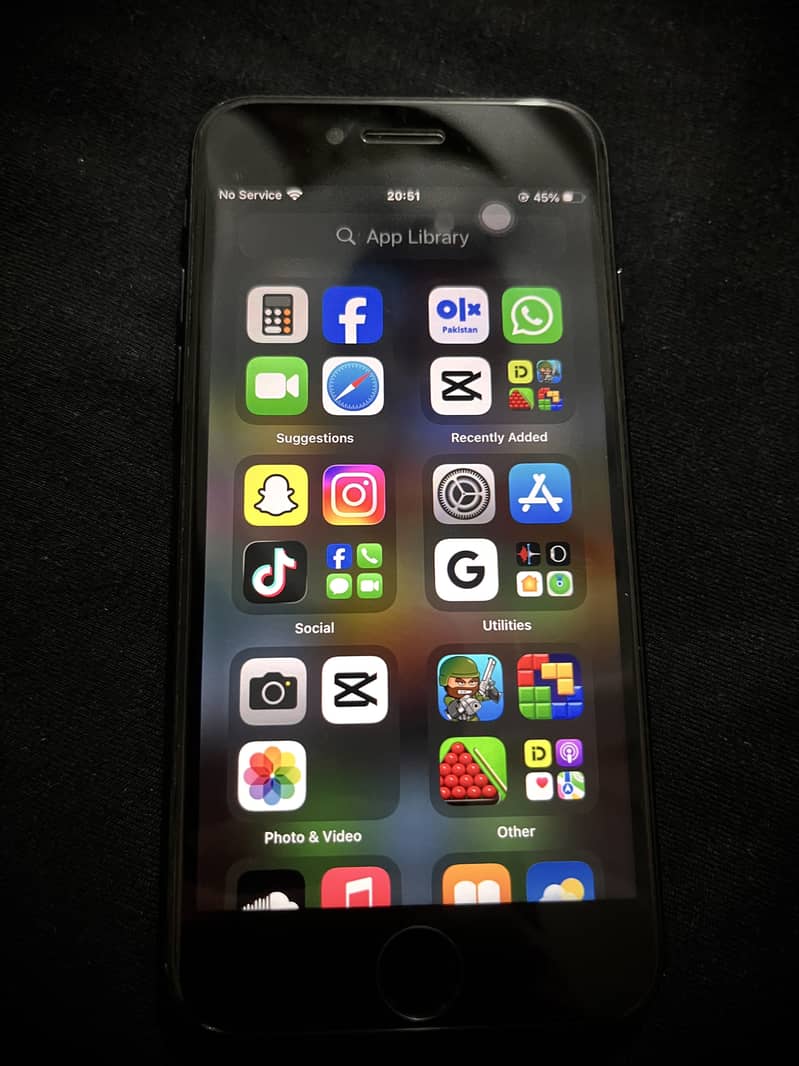 Apple iPhone 7 0