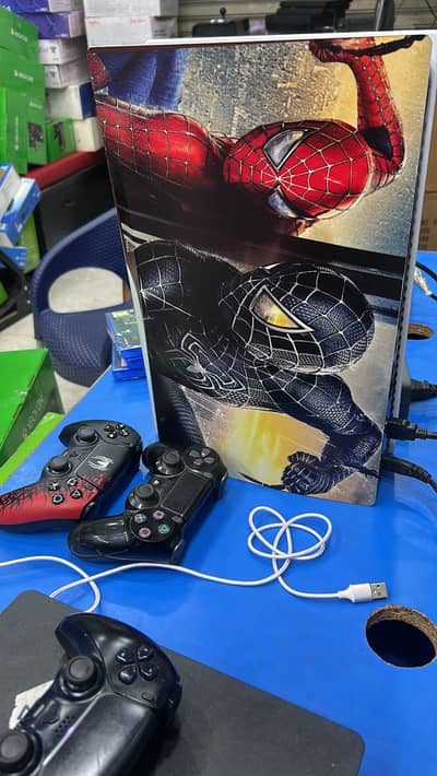 PlayStation 5 825gb storage