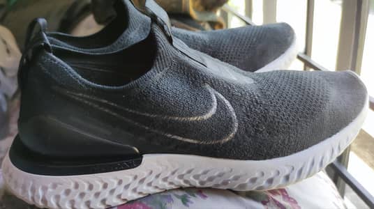 Nike Epic Phantom React Flyknit and Superga 2750 Panatta 3.0