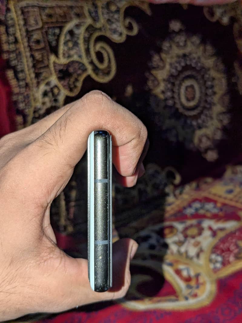 Google Pixel 6a 3