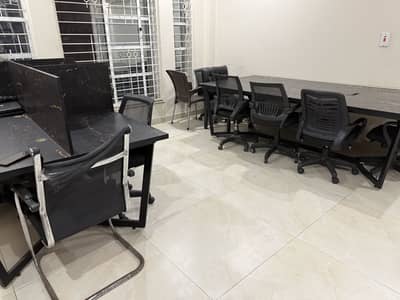Office Tables/Chairs