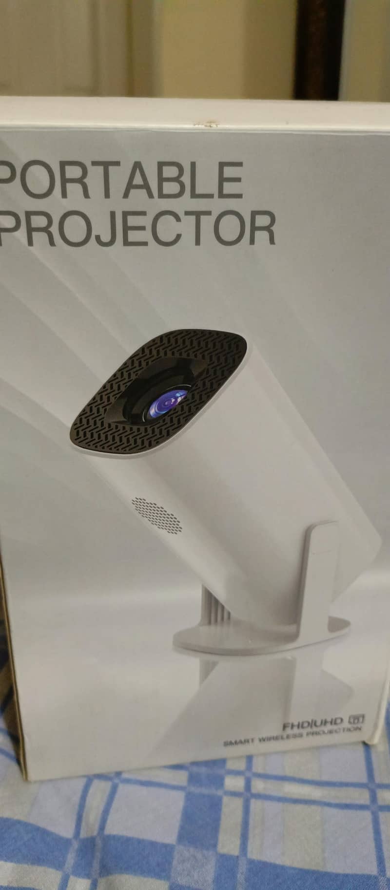 portable projector 11