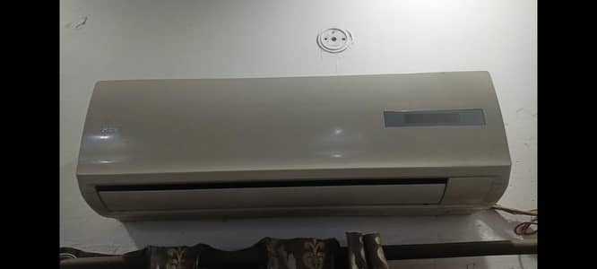 Ac for sale good condition
