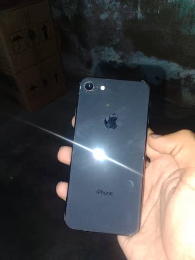 Apple iPhone 8