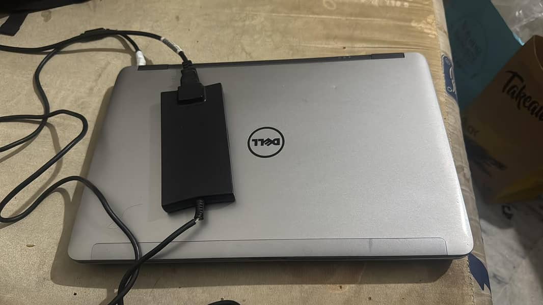 Latitude E6540 1
