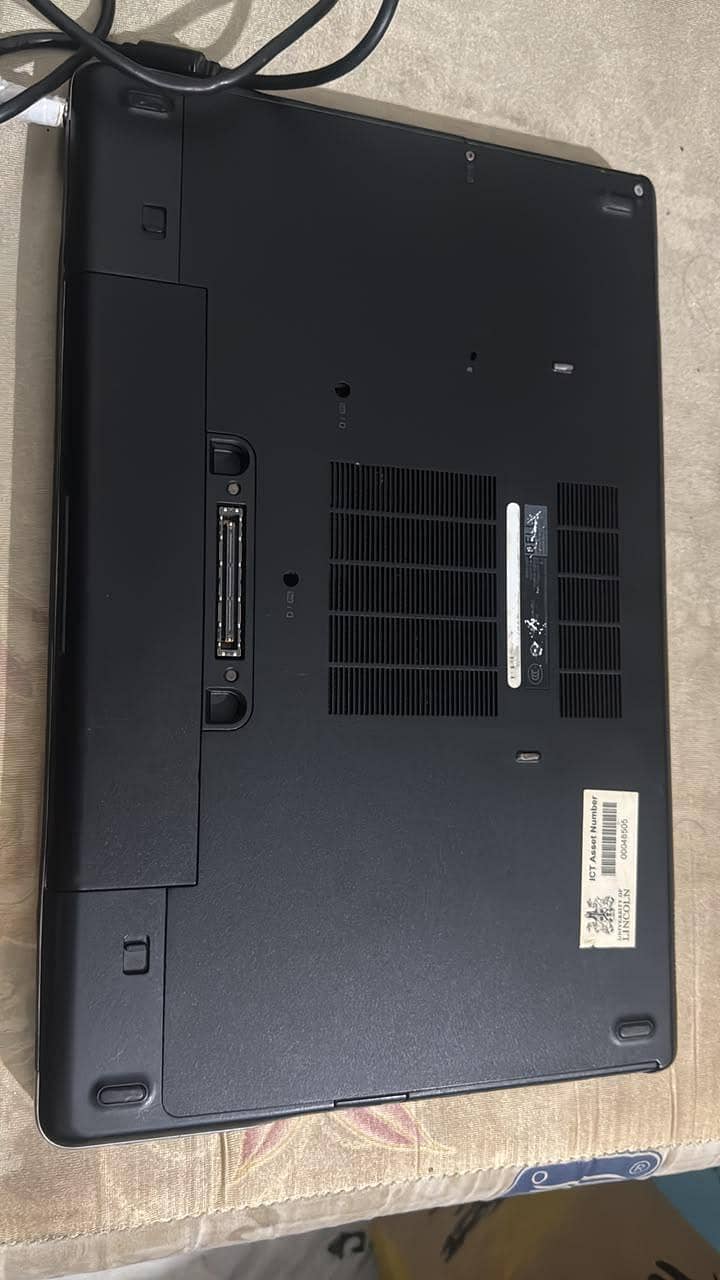 Latitude E6540 3