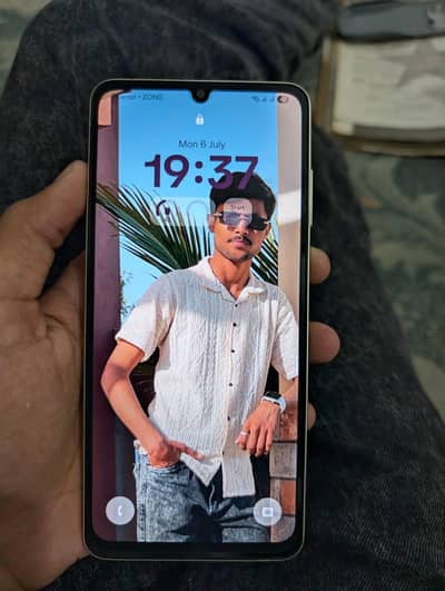 Samsung Mobile A06