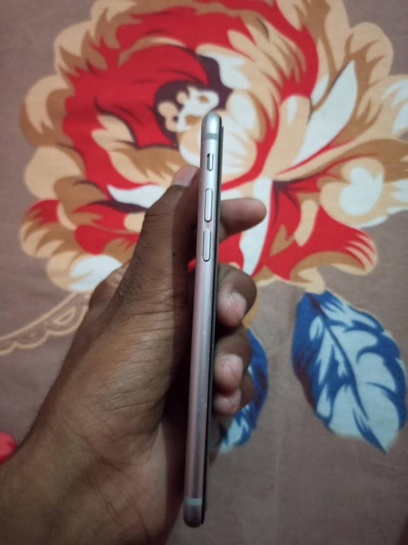 Apple iPhone 6 2