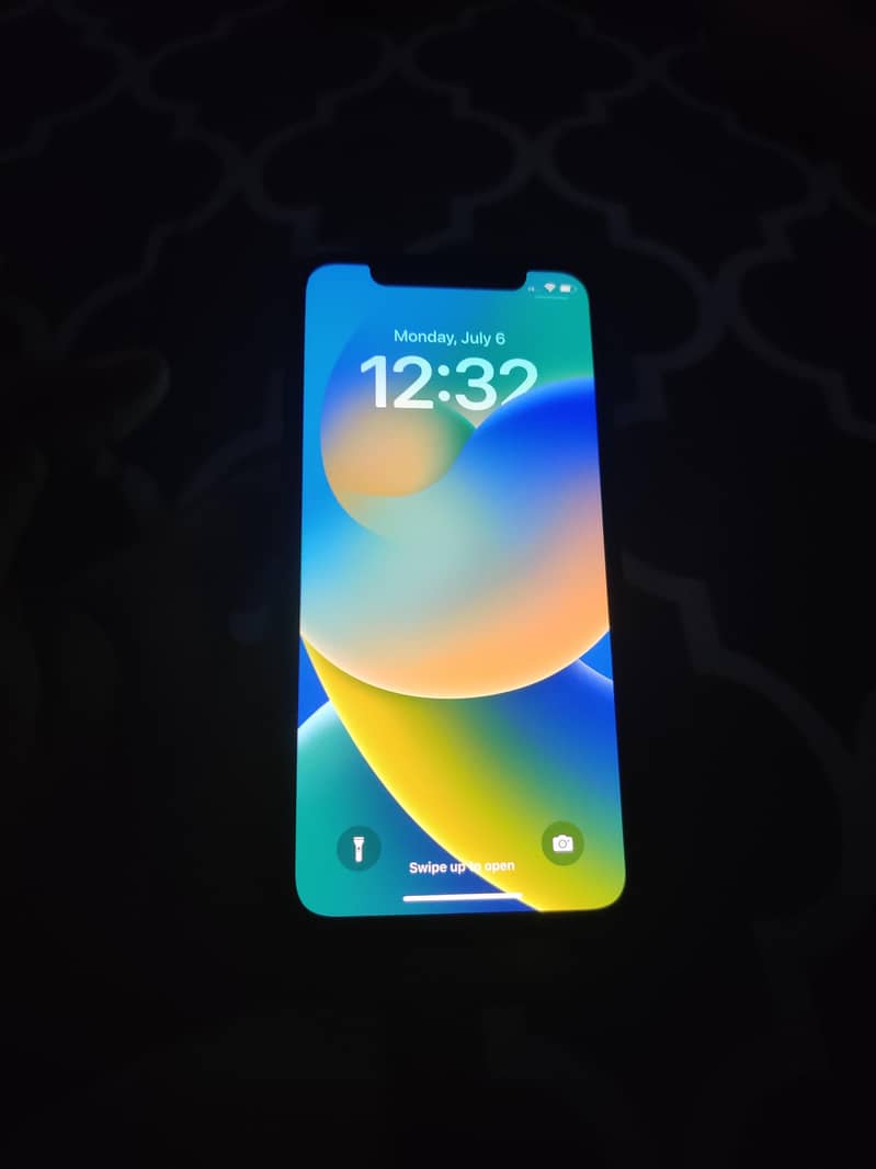 Apple iPhone X 0