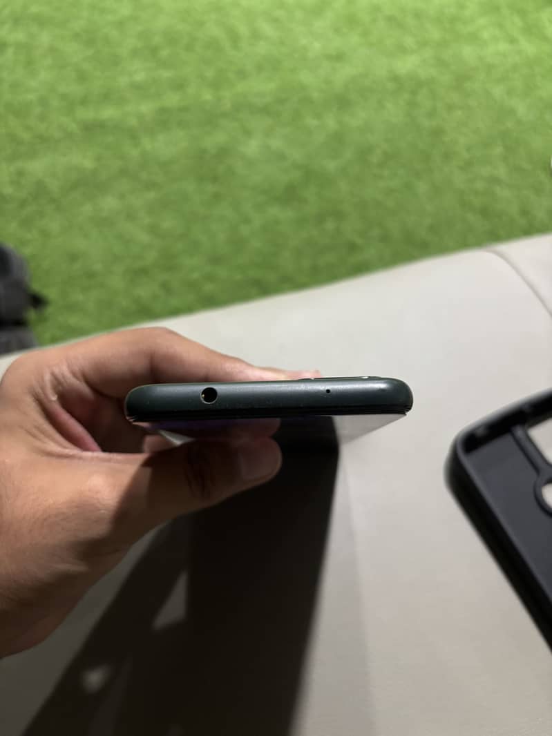 Google Pixel 5a 1