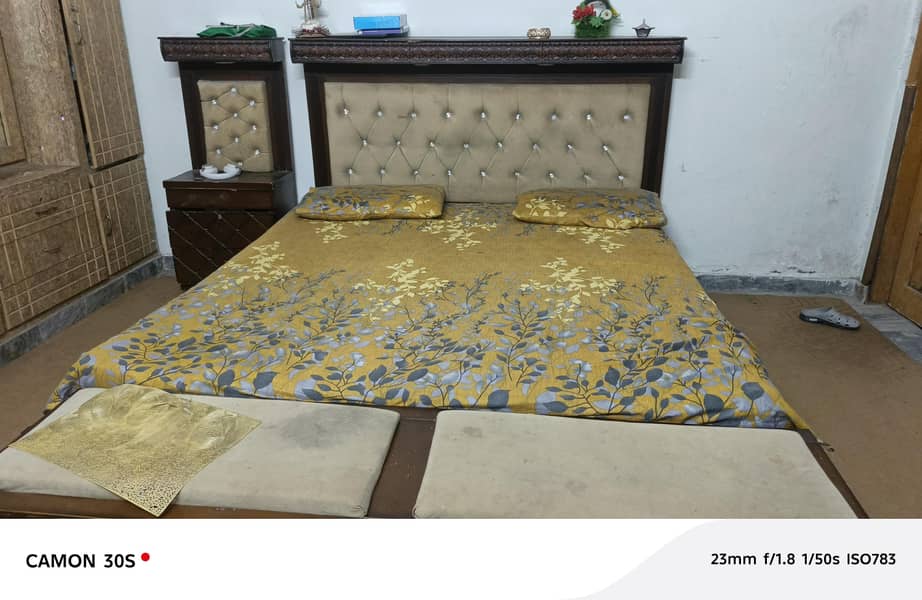 king bed 0