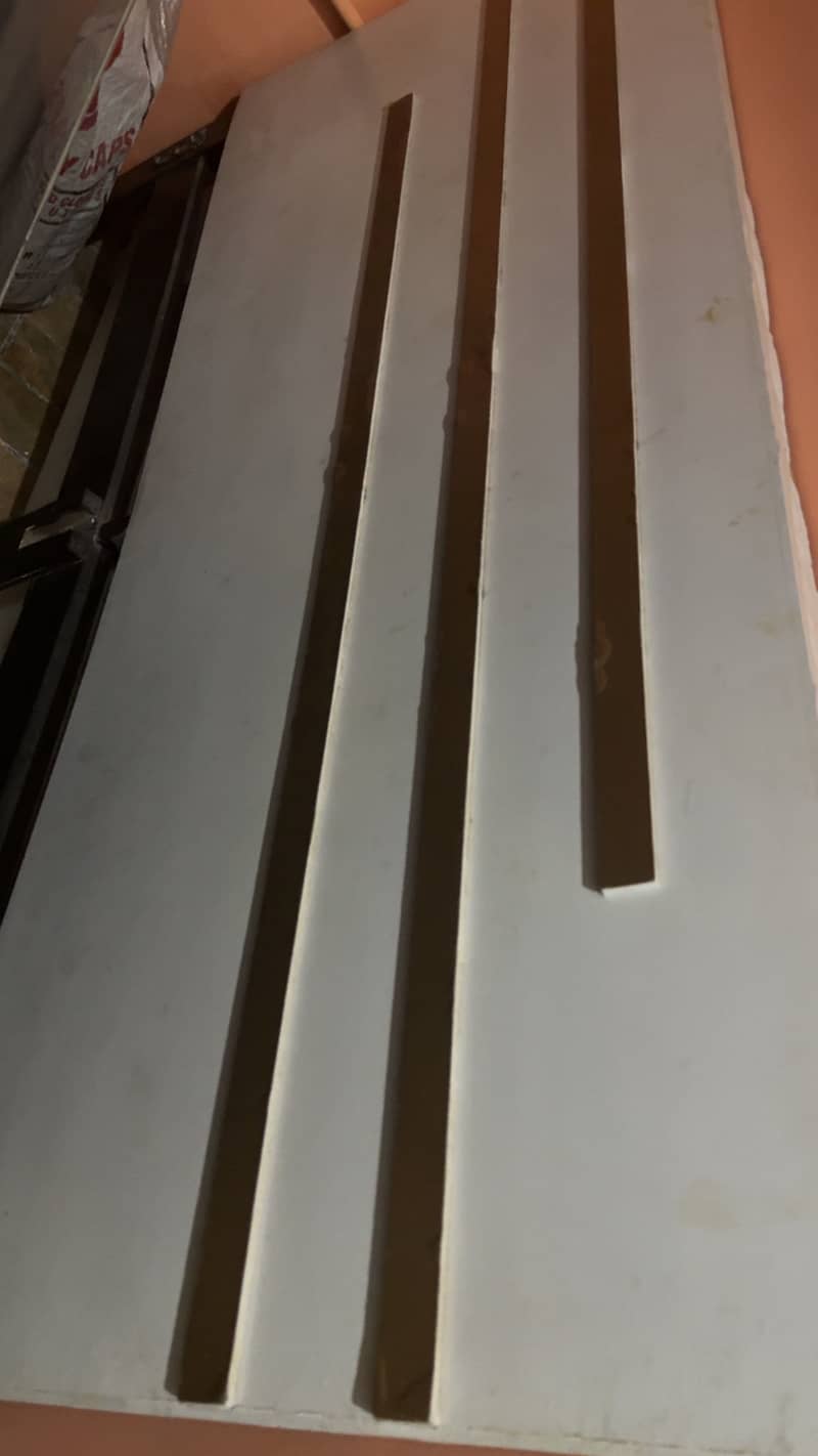 Bed king size 0
