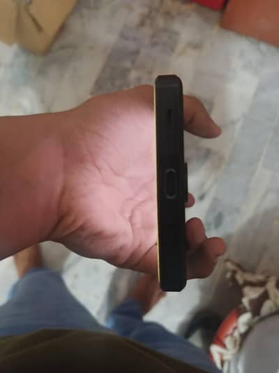 aquos r7
