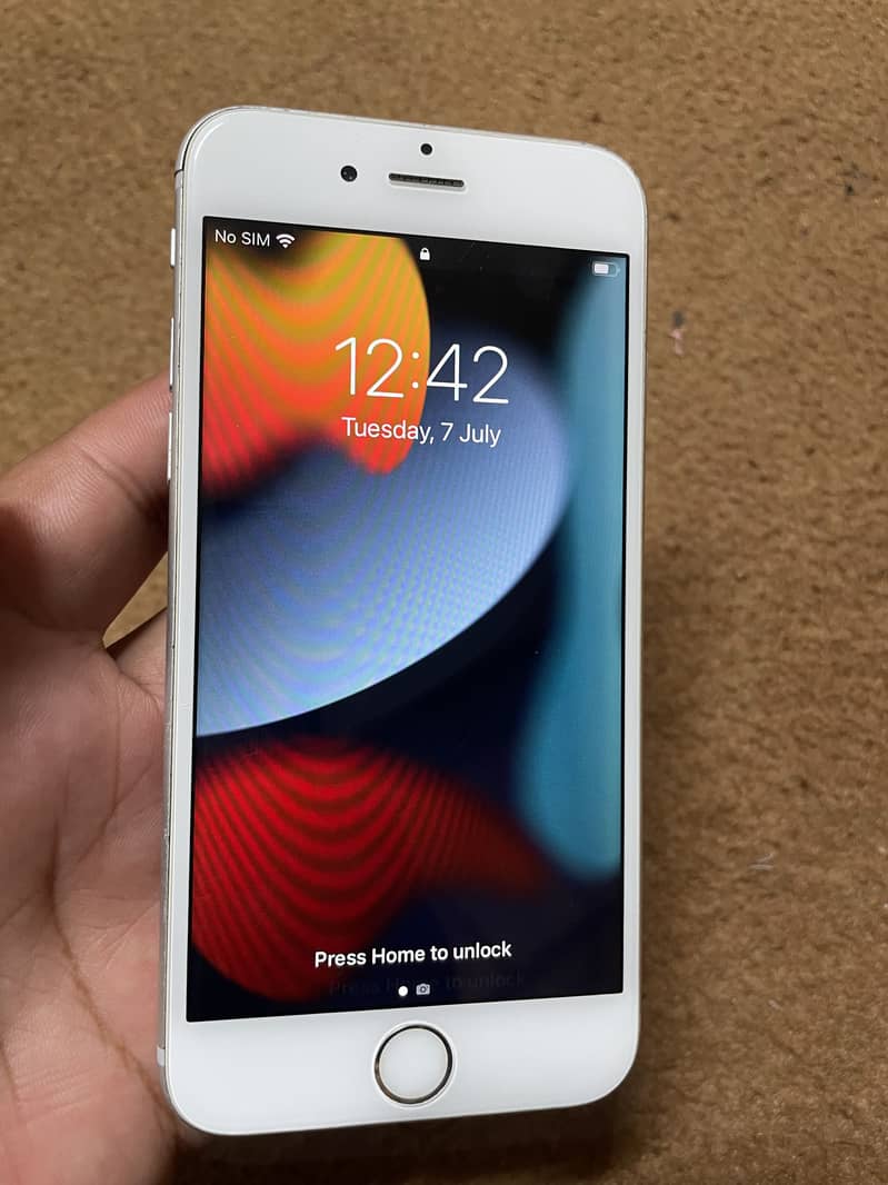 Apple iPhone 6S 4