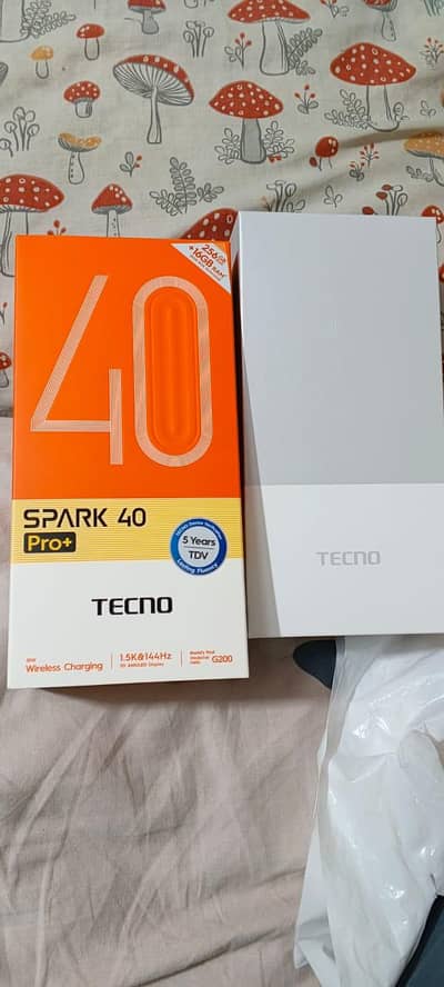 Tecno Spark 40Pro Plus 8+8 256gb