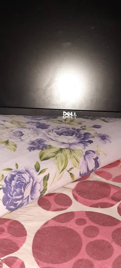26 inches Lcd with cable kit good condition