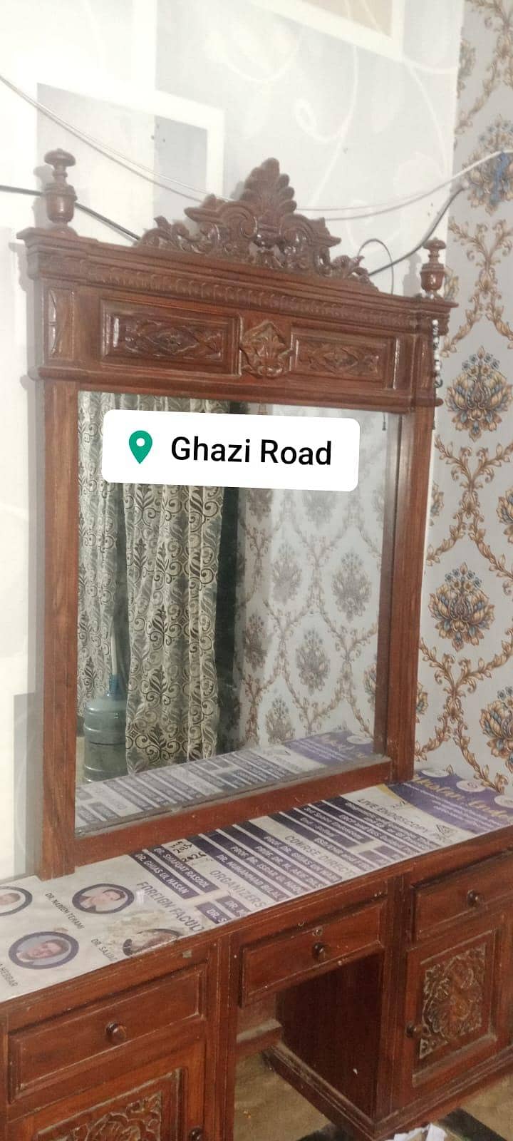 ۔۔۔۔۔۔ ۔     ڈریسنگ ٹیبل 1