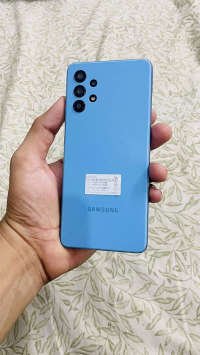Samsung Mobile A32 6/128 with origenal charger pta official approved