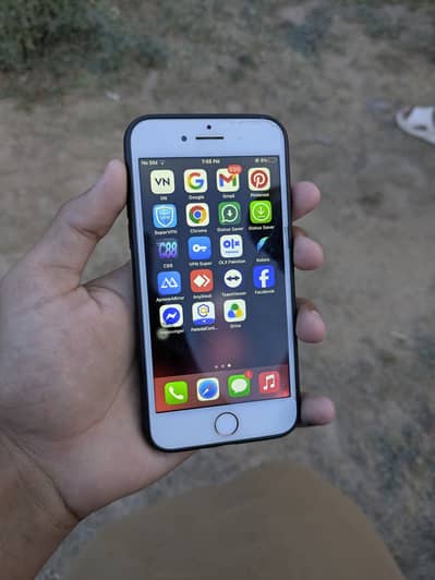 iPhone 8 factory unlock