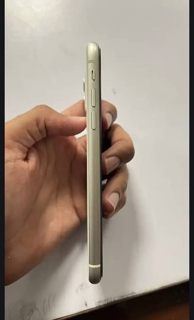 Apple iPhone 11 64gb just sale