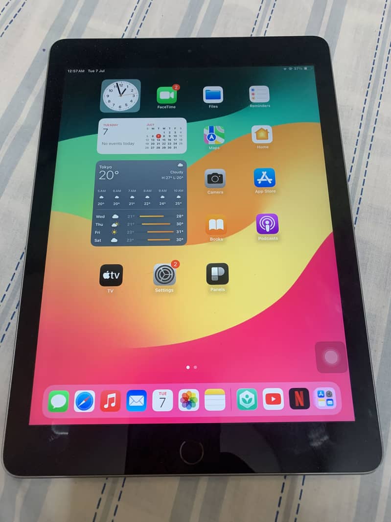 Ipad 6th generation 1