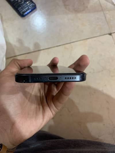 Apple iPhone 15