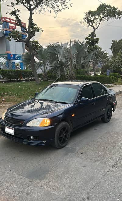Honda Civic EXi 2000