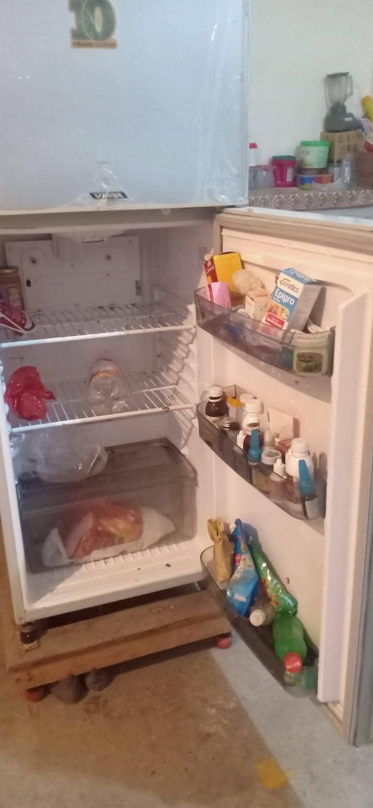 fridge 0