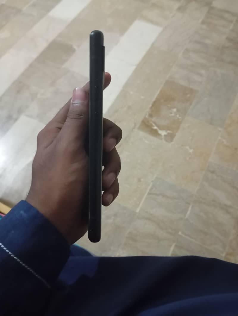 Google Pixel 6a 1