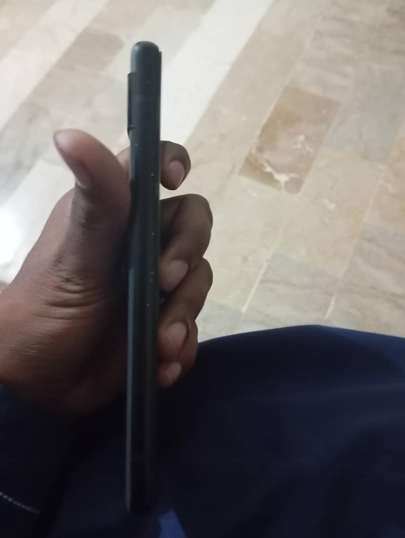 Google Pixel 6a 3